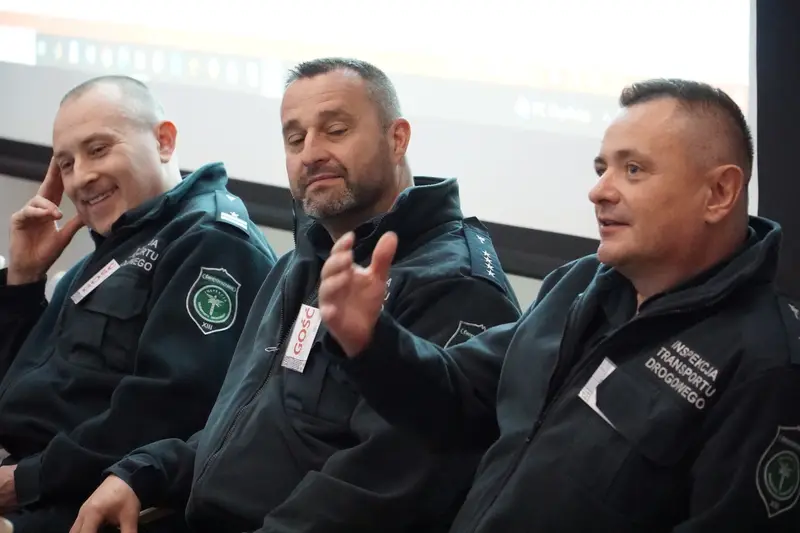 Representatives of the Road Transport Inspectorate (ITD) during the discussion.